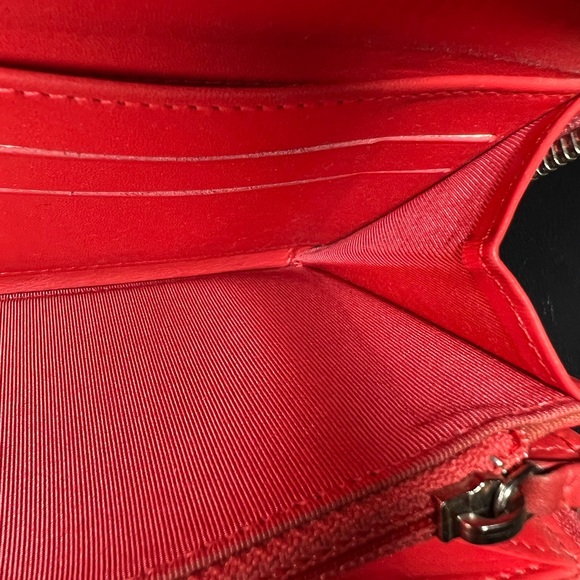 Chanel zippy wallet - Picture 10 of 15